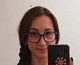 Заказывала очки солнцезащитные с фотохромными линзами. Очень приятное качественное обслуживание. Начиная от подбора оправы (перемерили все подходящие и неподходящие варианты, чтобы я была уверена, что выбрала именно те самые и это была не моя инициатива. Что очень приятно. Не во всех салонах комфортно перемерять всё) заканчивая сроком изготовления (при заказе я уточнила, что улетаю через 4 дня и хотела бы получить заказ до отлёта. Вошли в моё положение и пообещали успеть. Мне позвонили на следующий же день и сообщили, что заказ уже готов, несмотря на то, что линзы, которые мне были нужны, были в Москве). На радостях я купила ещё и готовые солнцезащитные очки себе и ребёнку. 
